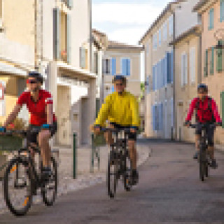 Afbeelding voor Intrepid Travel - Fietsreis Provence in groep