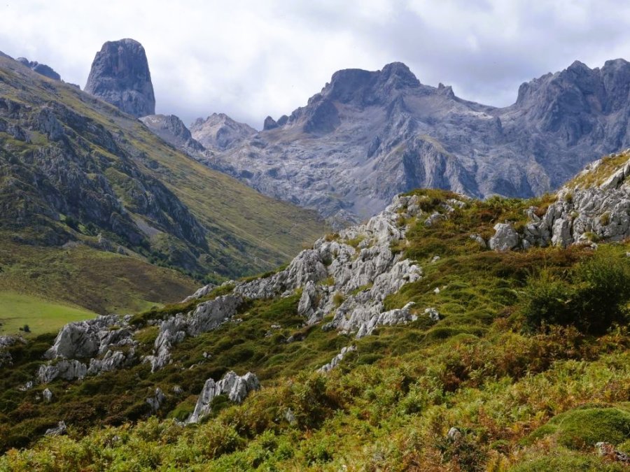 Naranjo de Bulnes Naranjo de Bulnes