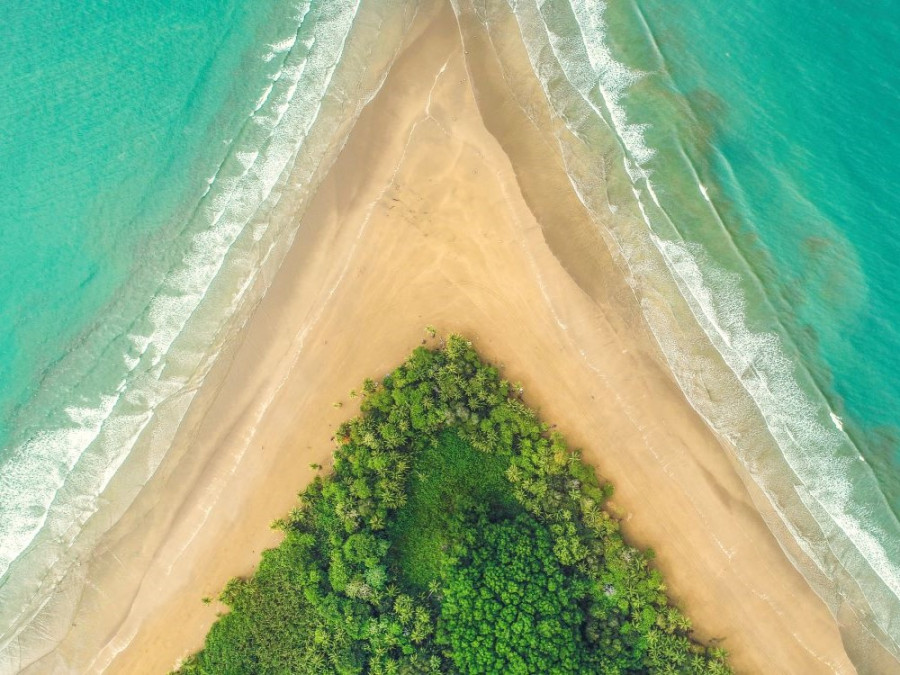 Marino Ballena strand