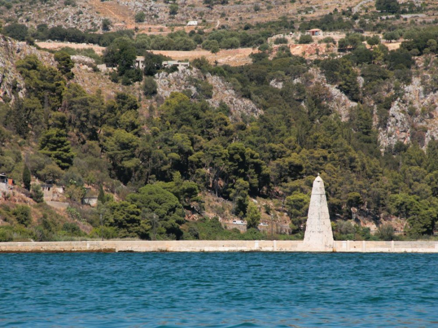 Obelisk Argostoli